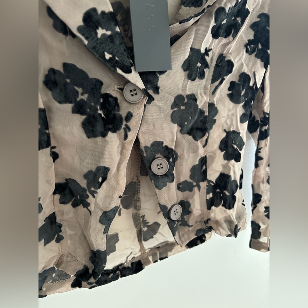 Revolve Lioness  Kenny Nineties Semi-Sheer Floral Top - Picture 9 of 12